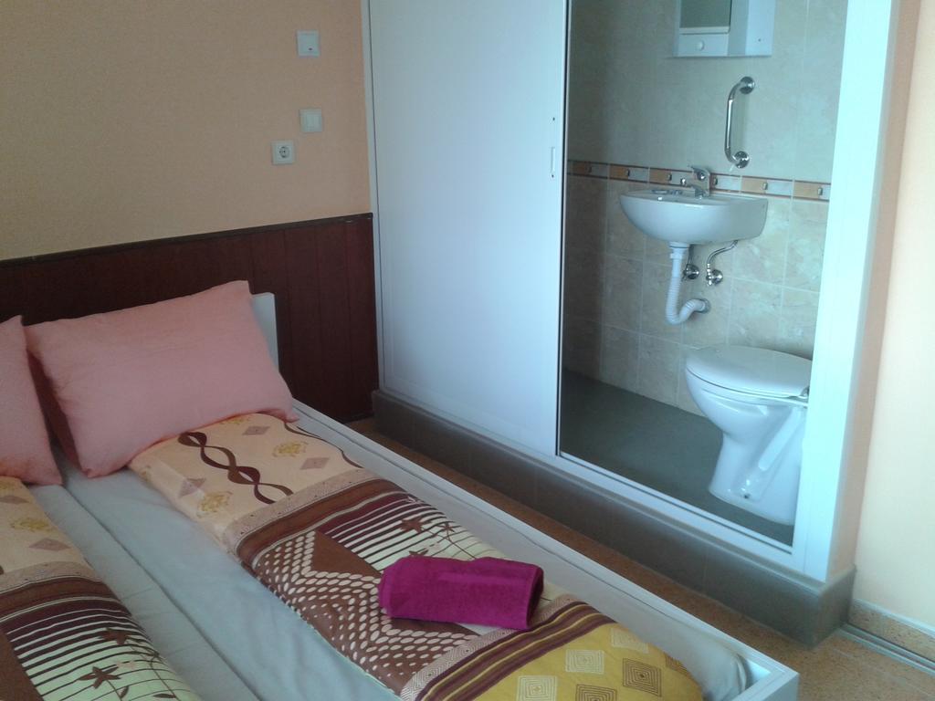 Osogovo Rooms Sofia Bagian luar foto